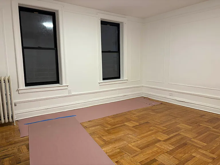 125 Seaman Ave #3D — Photo 1