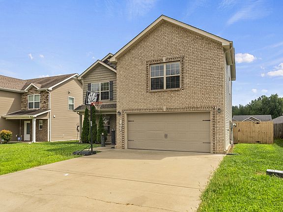 3rd image of 1200 Gentry Dr