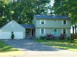 50 Pheasant Run Cir, Feeding Hills, MA 01030
