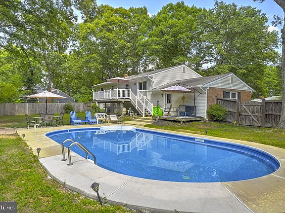 2nd image of 3671 Brookwood Dr