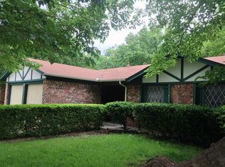 123 Hidalgo Ln, Arlington, TX 76014