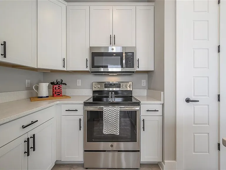 4402 W Gray St #1 — Photo 11