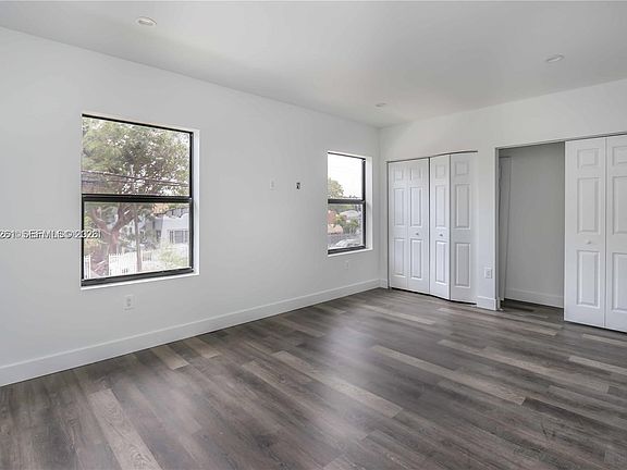 5th image of 1063 NW 31st St #2