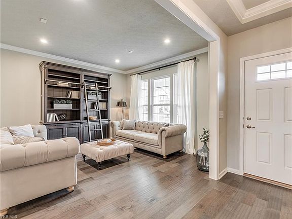 3rd image of 4603 Pebble Creek Ct