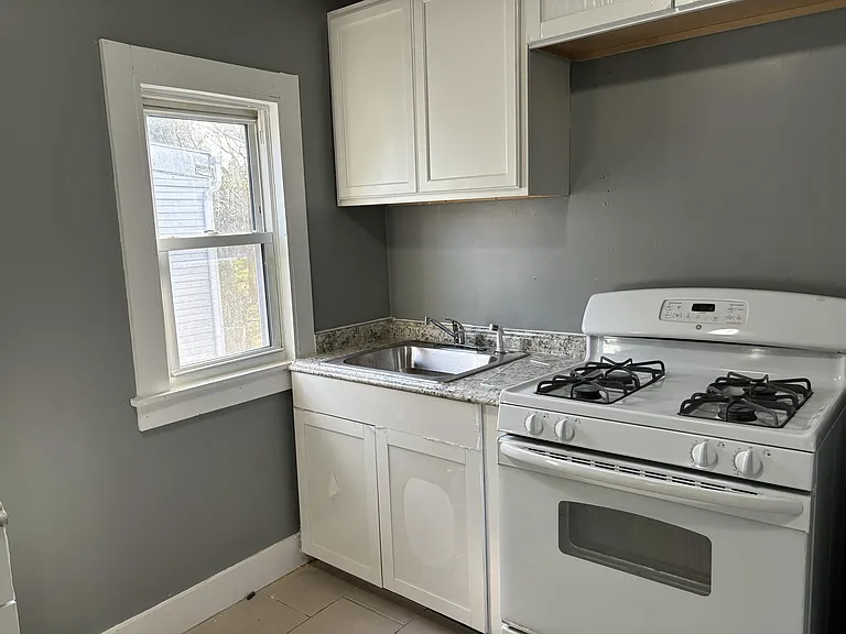 1418 Beech St #2 — Photo 10