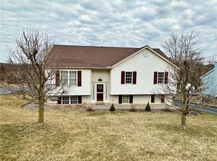 204 Charlotte Cir, Kittanning, PA 16201