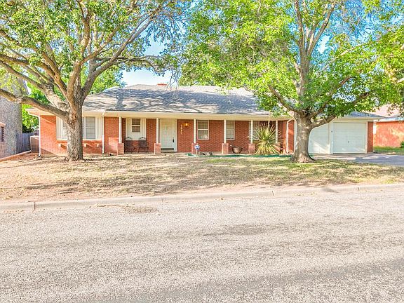 2nd image of 2825 Chatterton Dr