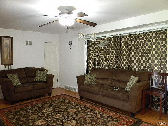 3rd image of 8722 New Hampshire Ave