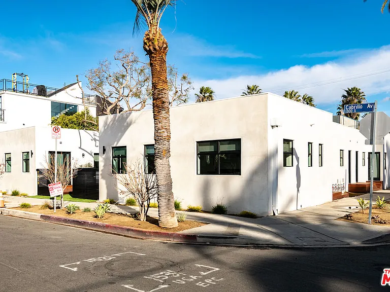 1325 Cabrillo Ave #11 — Photo 5