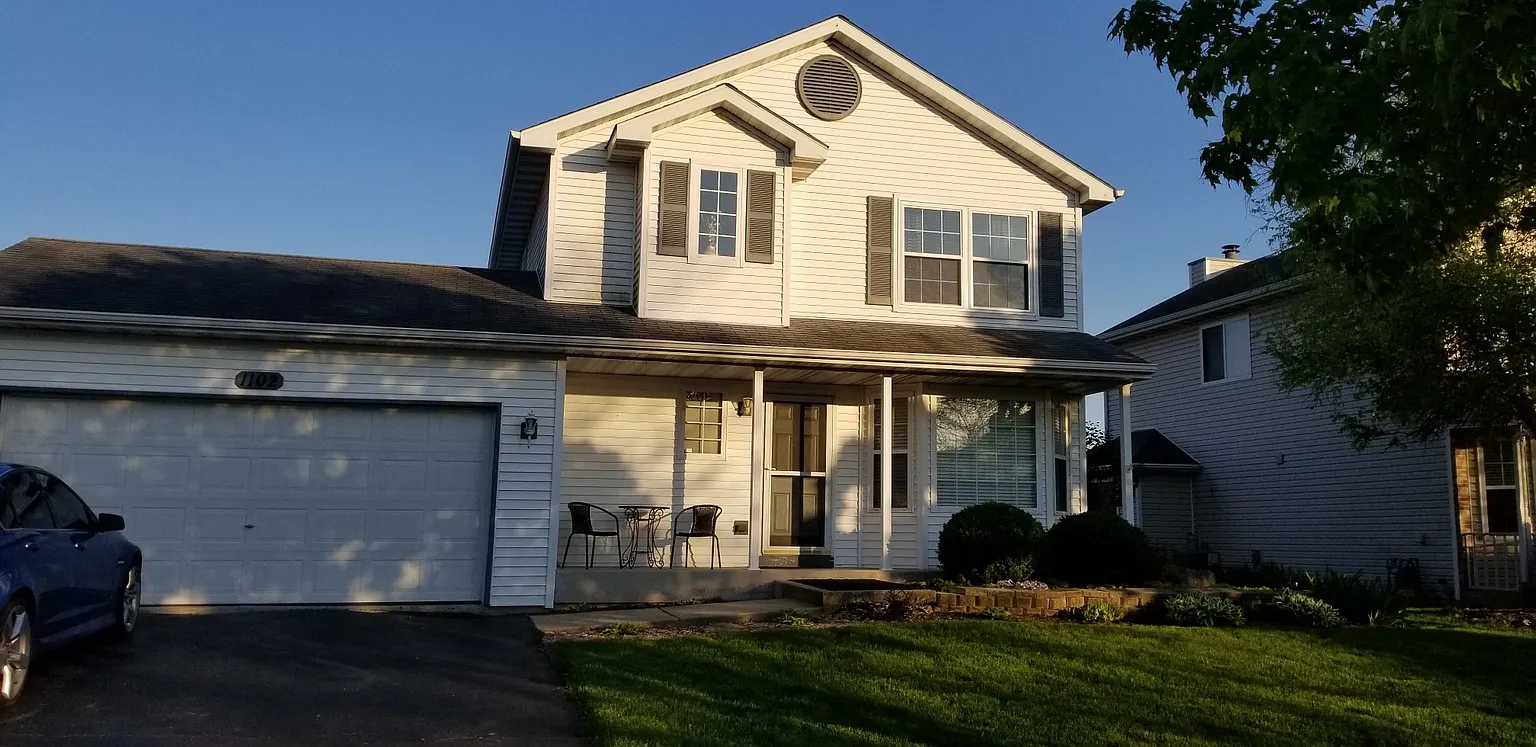 1102 Addleman St photo 1