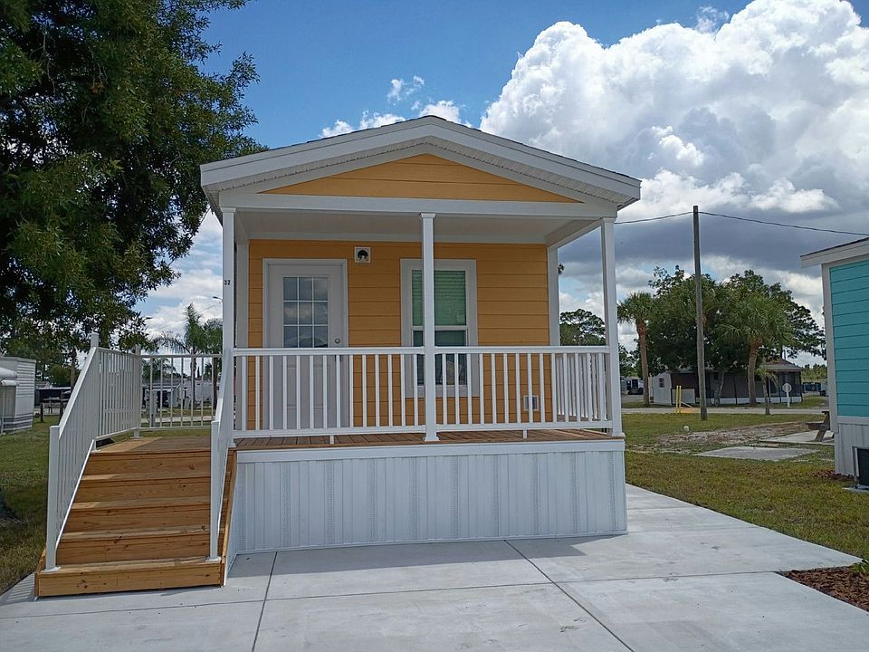 1st image of 32 Lily Dr #134
