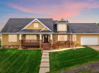 6292 Windmill Ln, Grant Park, IL 60940