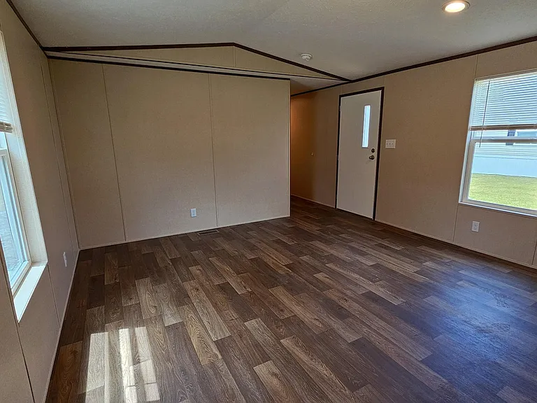 902 State Highway 241 — Photo 10