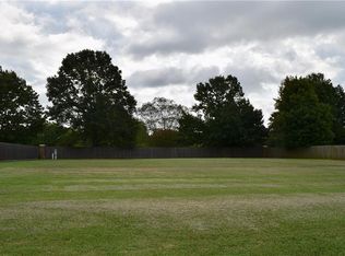 4147 Saint Albans St, Springdale, AR 72764