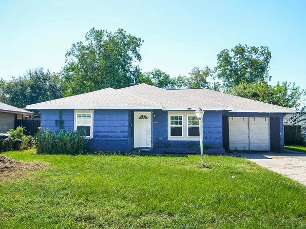 13010 Joliet St, Houston, TX 77015
