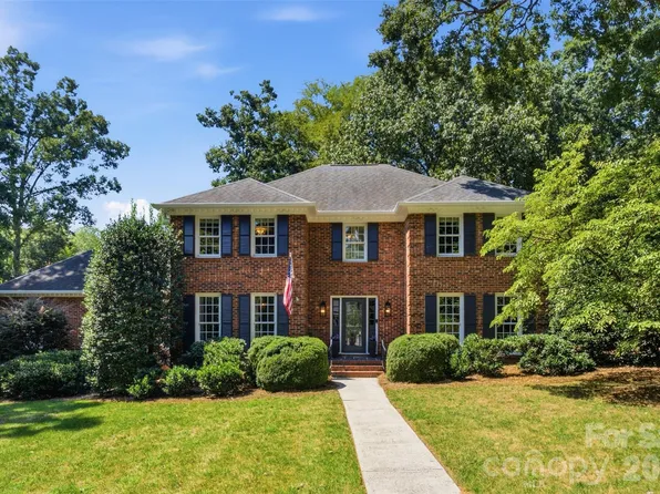 2801 Wamath Dr, Charlotte, NC 28210