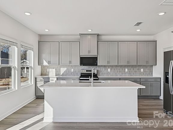 5th image of 1583 Harper Landing Blvd