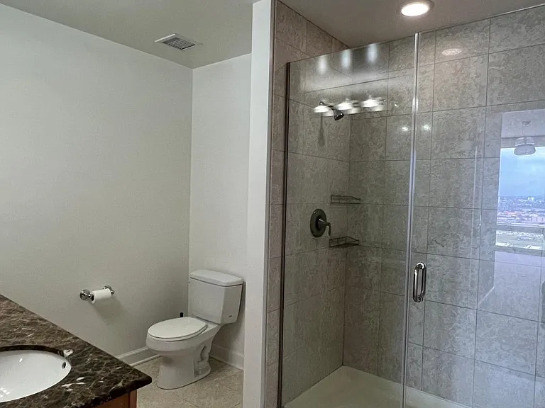 100 E 14th St #2207 — Photo 26