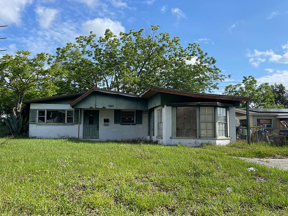1st image of 648 Carver Dr