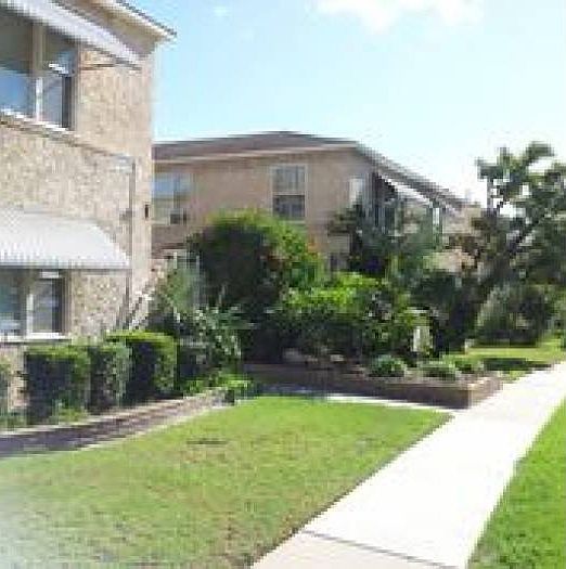 Banner Apartments