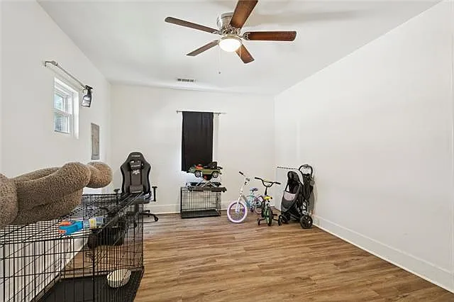 447 Magnolia St — Photo 16