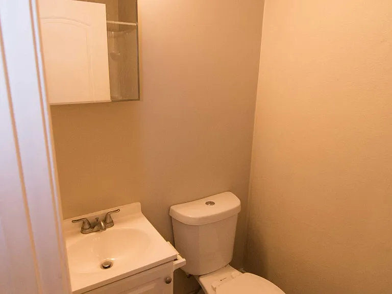 4016 Potomac St — Photo 8