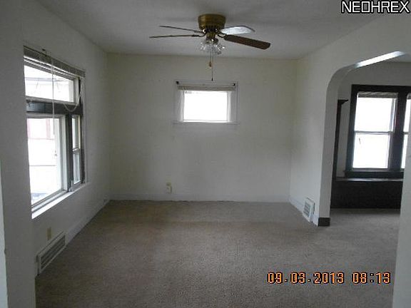 2nd image of 6910 Kazimier Ave