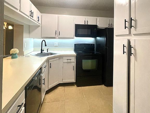 5th image of 8215 Sun Spring Cir Unit 22