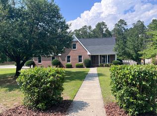 400 Montrose Ln, Laurinburg, NC 28352