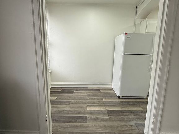 5th image of 156 N Central Ave APT 309