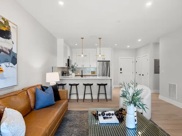 27 Guild St #102, Roxbury, MA 02119