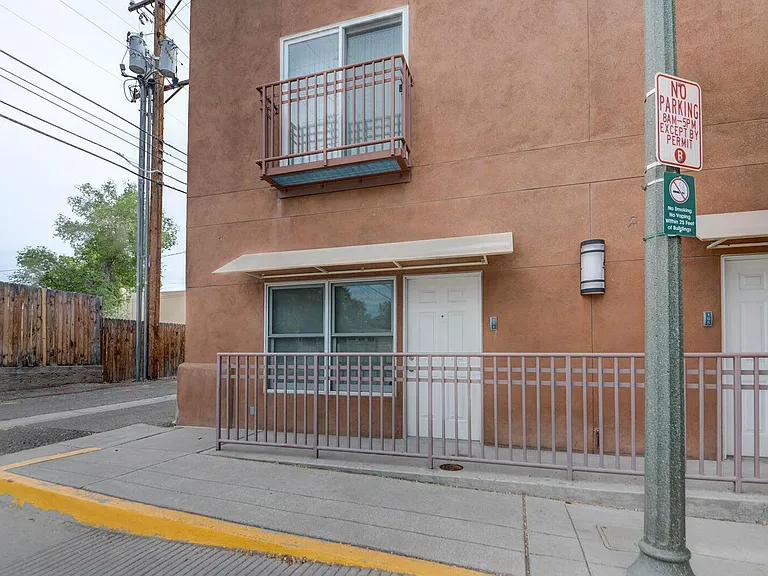 400 Copper Ave NW #106 — Photo 2