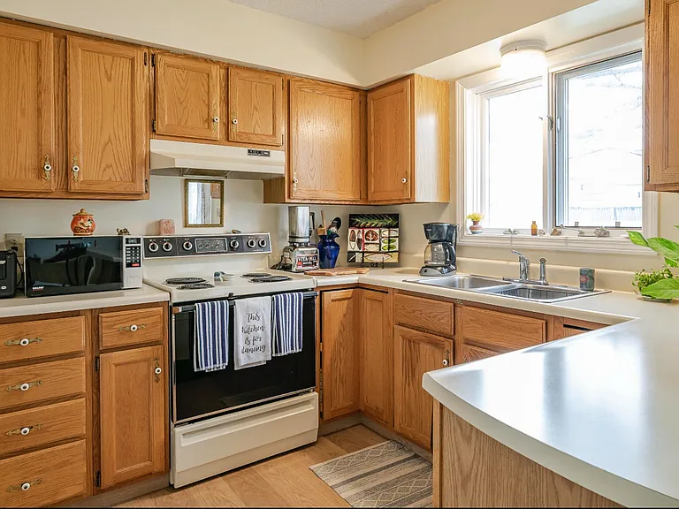 43 Pine Hill Dr #43 — Photo 3