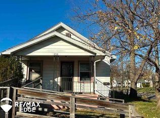 733 E Lorado Ave, Flint, MI 48505