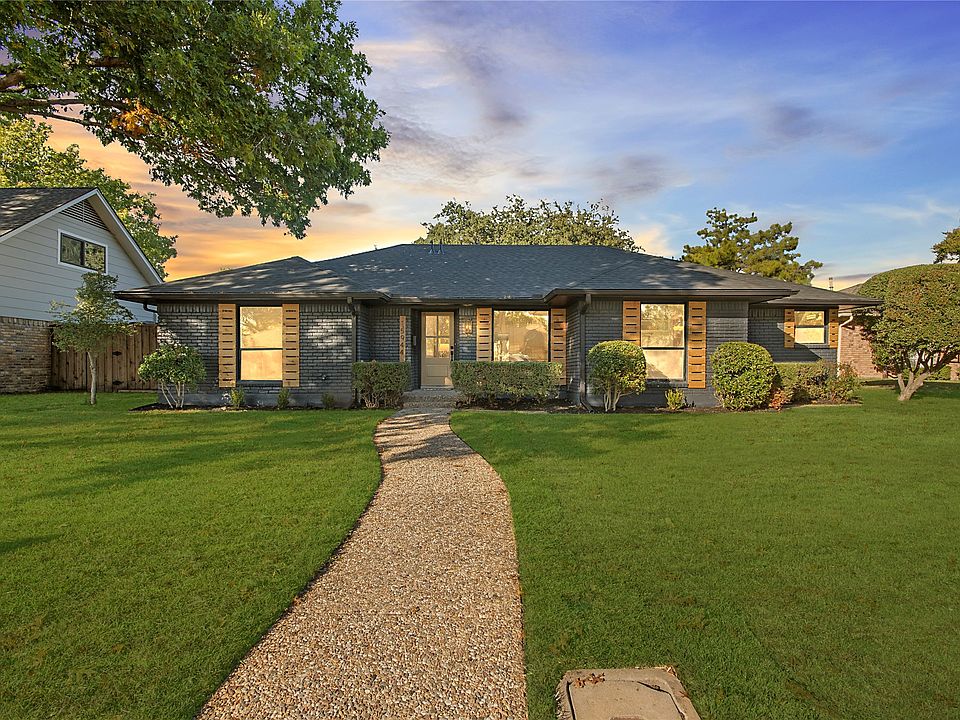 1st image of 15944 Meadow Vista Pl