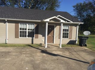 102B Tennessee Ave, Oak Grove, KY 42262