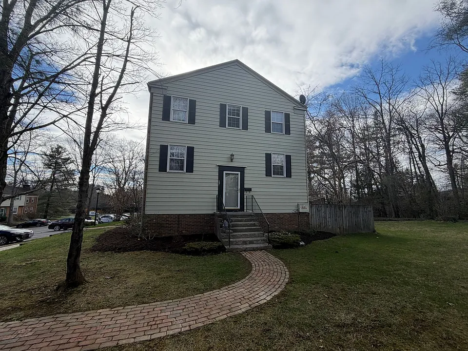 101 Southampton Ct