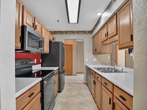 3rd image of 4305 Autumn Ridge Rd Unit 219