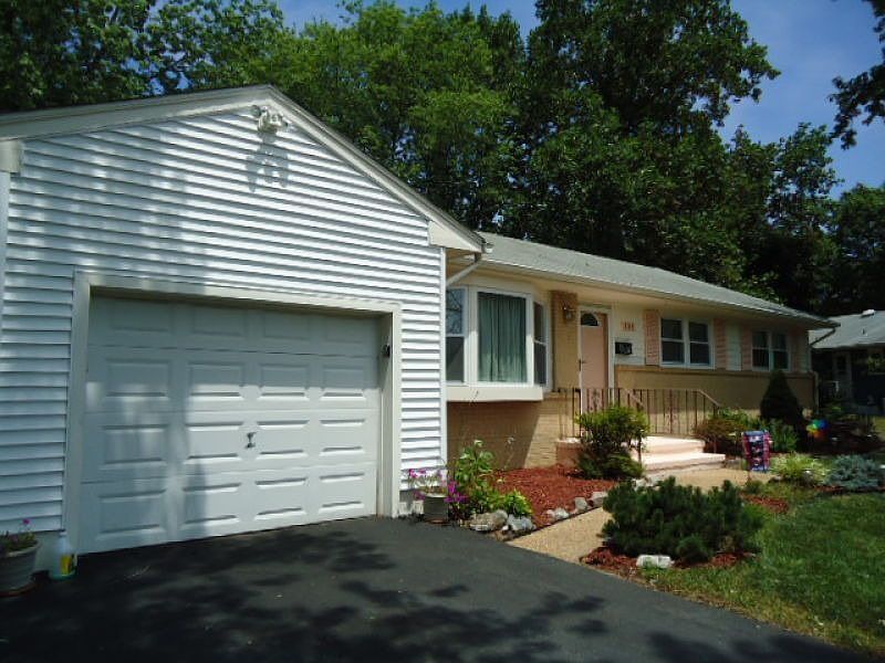 1st image of 104 Suburban Dr