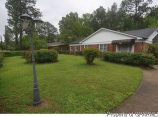 203 Fairlane Rd, Greenville, NC 27834