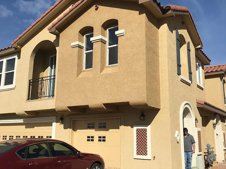 601 Menaul Blvd NW #106