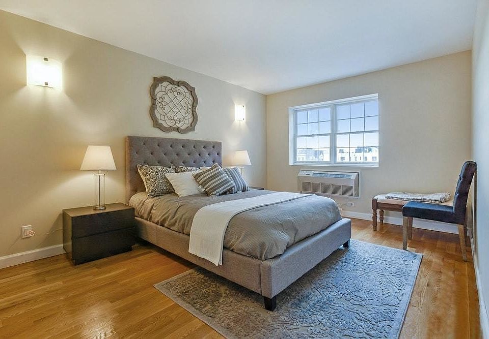 1st image of 90 Sullivan Pl #407
