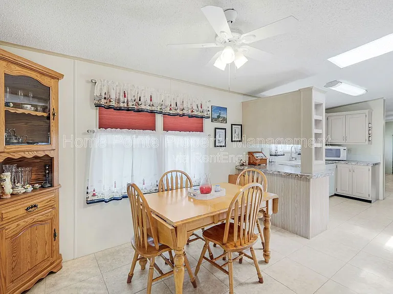 39 Umber Ct — Photo 9