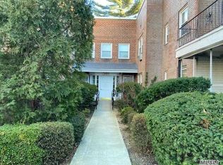 549 Central Ave APT 27A, Cedarhurst, NY 11516