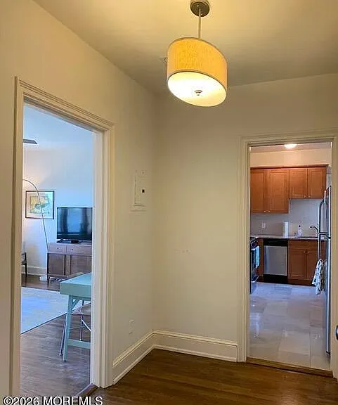1700 Webb St #5B — Photo 6