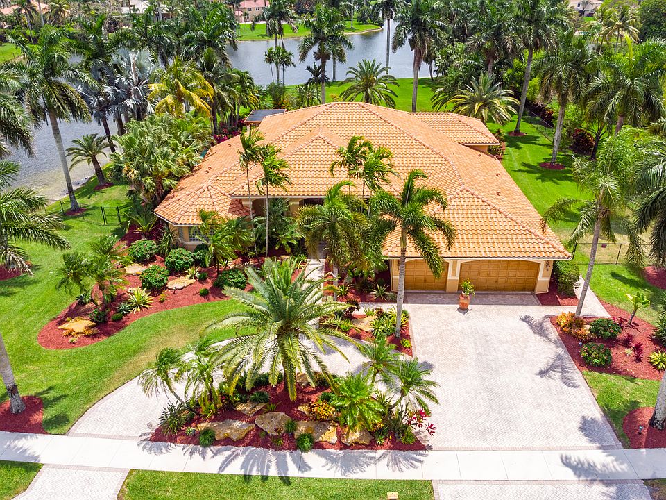 1st image of 10770 SW 38th Dr