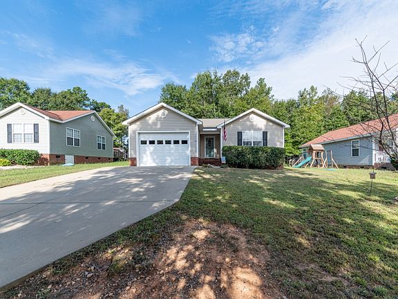 2nd image of 2045 E Park Dr