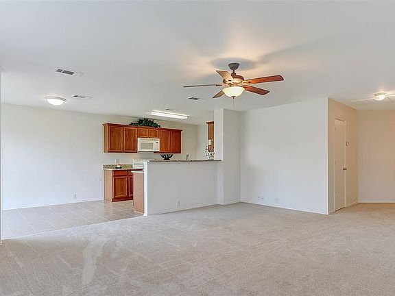 4th image of 1216 Mallard Dr