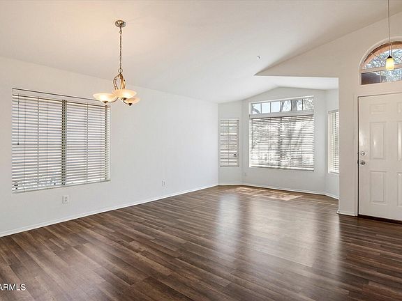 3rd image of 23590 N 73rd Pl