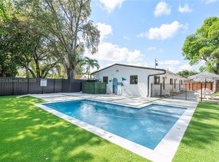 256 NW 57th St, Miami, FL 33127